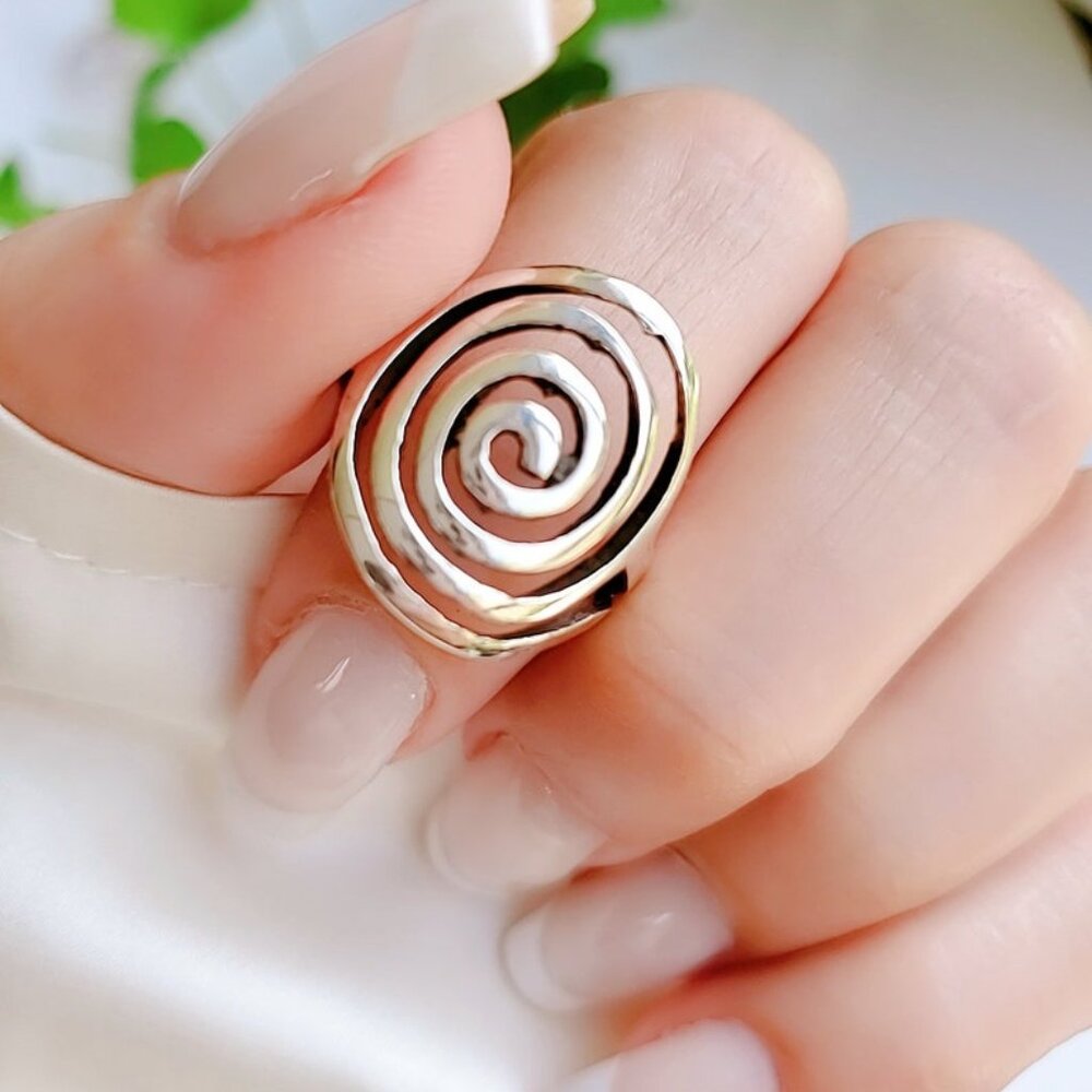 Sterling Silver Circle Spiral Ring, Swirly Boho Bohemian Anillo de Plata